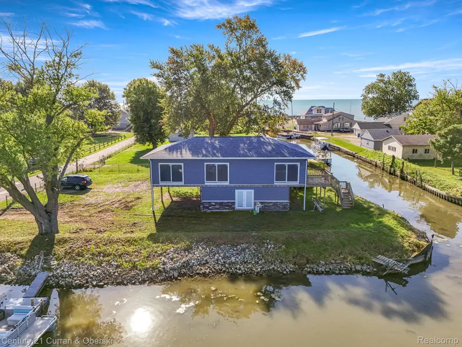 6809 Lakeshore Drive, Newport, MI 48166 - #2