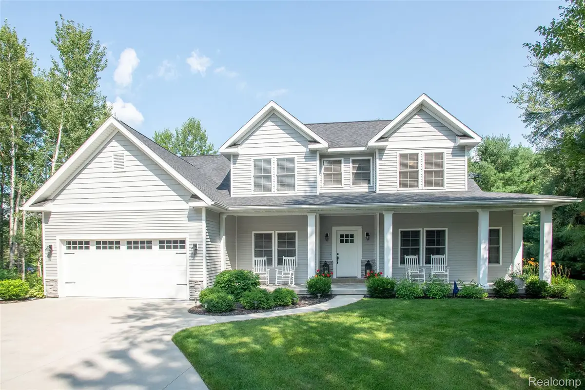 2140 North 5 Mile Road, Midland, MI 48642 - #1