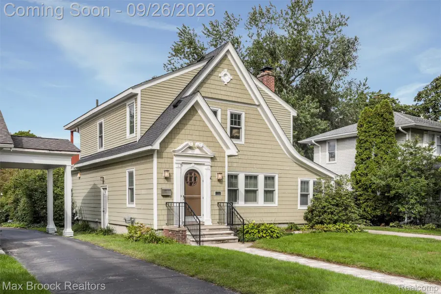 46 Oakdale Boulevard, Pleasant Ridge, MI 48069 - #2