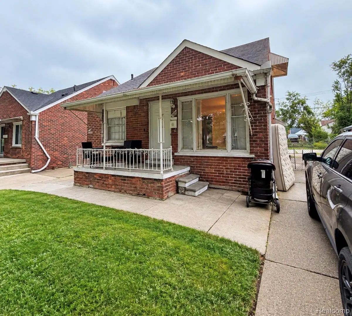 6327 Asbury Park, Detroit, MI 48228 - #1