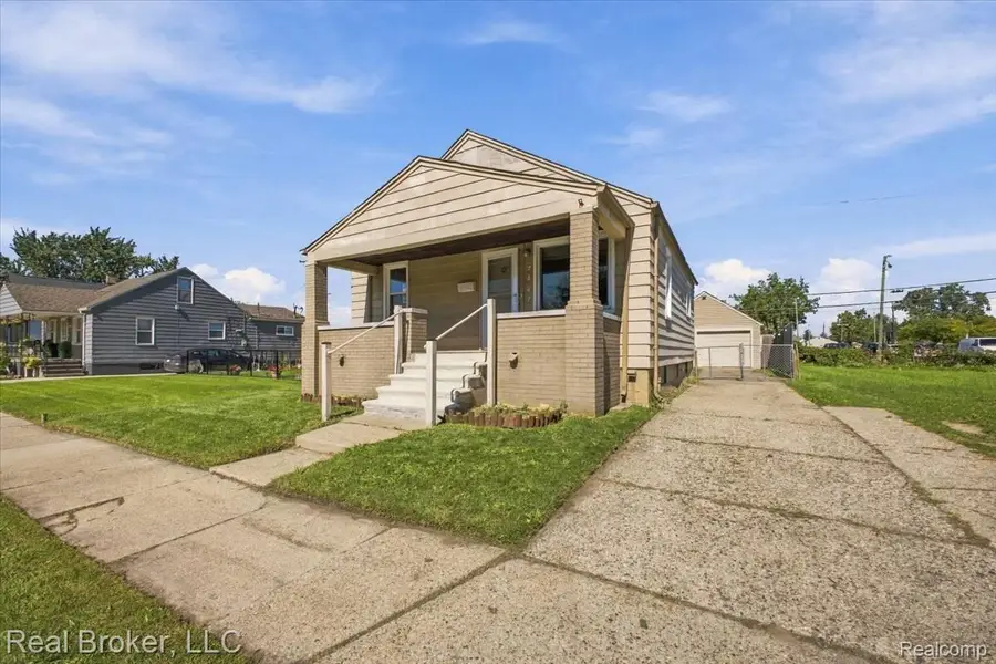 7267 Dodge Avenue, Warren, MI 48091 - #2