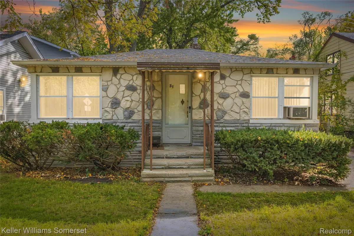31 Edward Street, Pontiac, MI 48341 - #1
