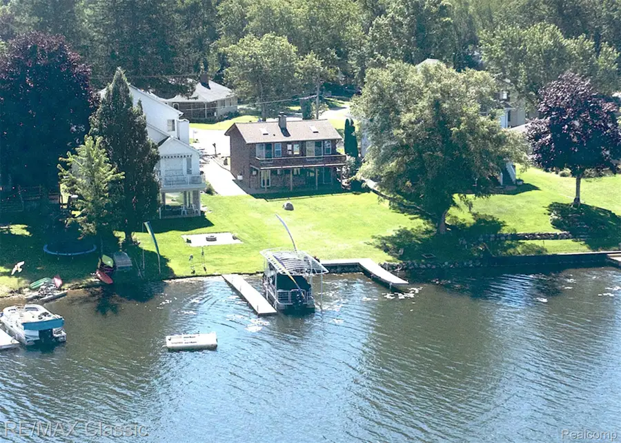 1508 Lakeview Drive, Wolverine Lake, MI 48390 - #3
