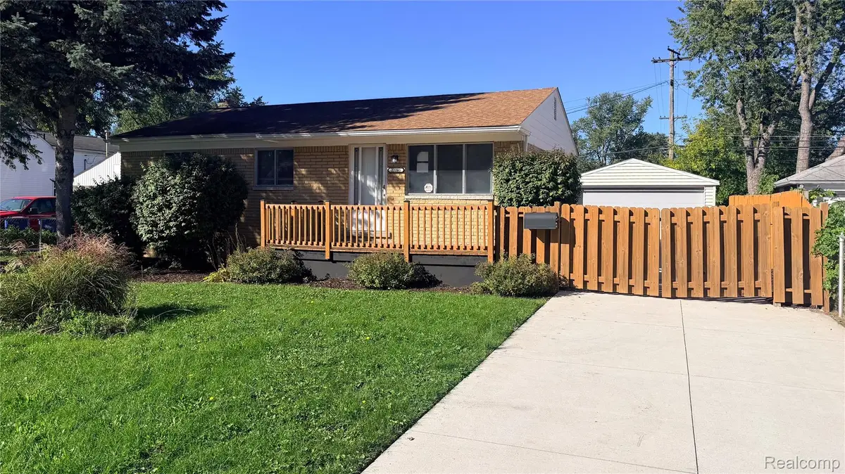 22293 Columbus Avenue, Warren, MI 48089 - #1