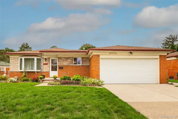 27621 Thomas Avenue, Warren, MI 48092