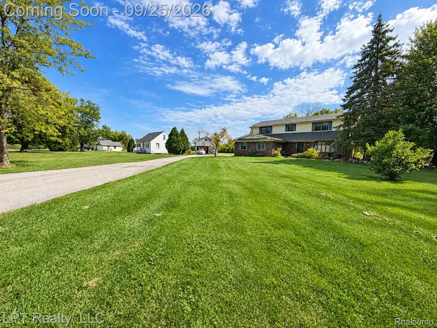 30633 Fort Road, Brownstown, MI 48173 - #2