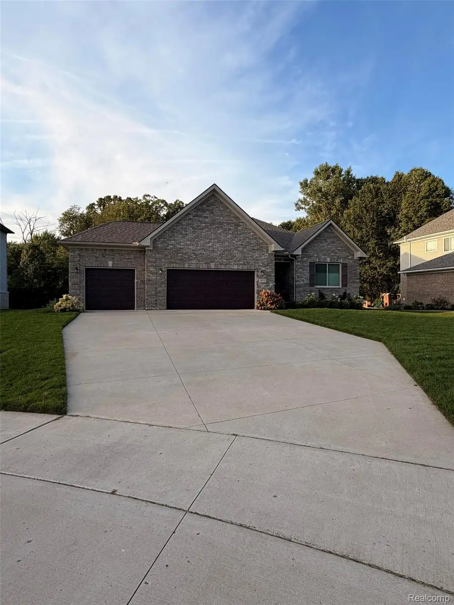 3073 Waldon Meadows Drive, Orion, MI 48359 - #3
