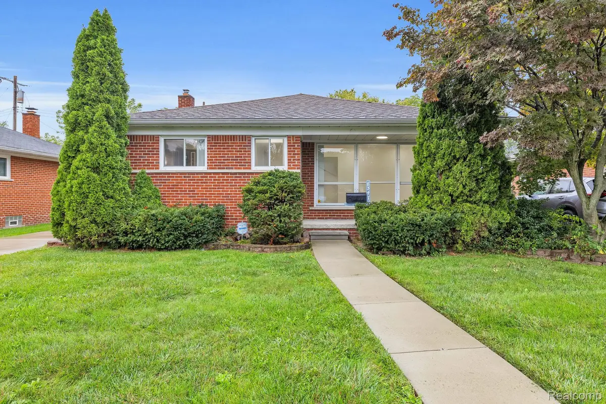 8347 Dixie Lane, Dearborn Heights, MI 48127 - #1