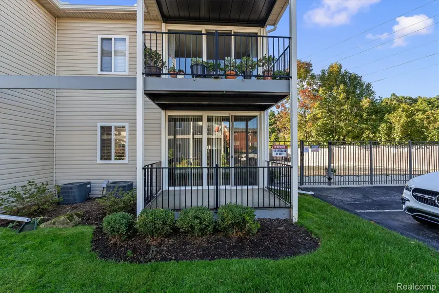 307 N Eton Street #A, Birmingham, MI 48009 - #3