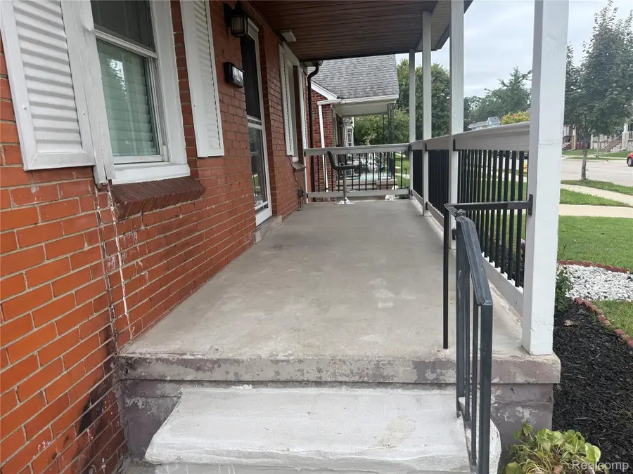 24840 Dunning Street, Dearborn, MI 48124 - #2
