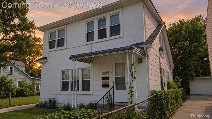 7542 Meadow Avenue, Warren, MI 48091 - #2