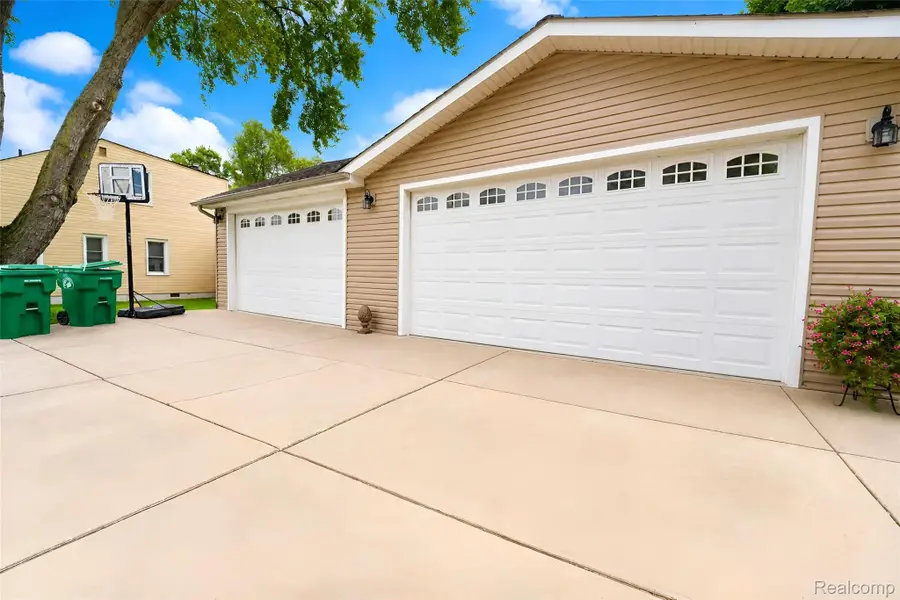 31215 Dawson Street, Garden City, MI 48135 - #3