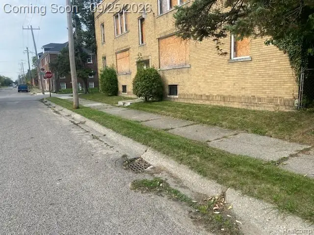 12805 Nashville Street, Detroit, MI 48205 - #2