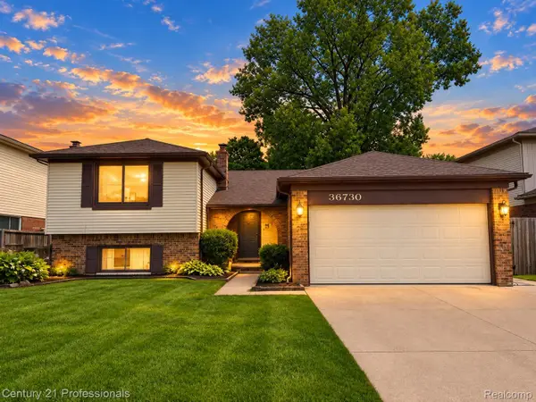 36730 Engleside Dr Drive, SterlingHeights, MI 48310