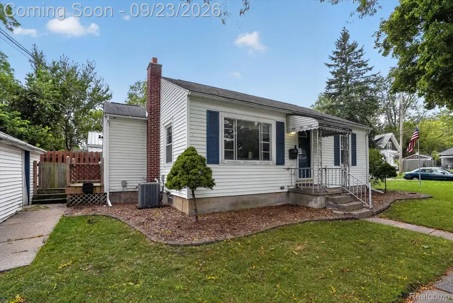 719 Poxson Avenue, Lansing, MI 48910 - #2