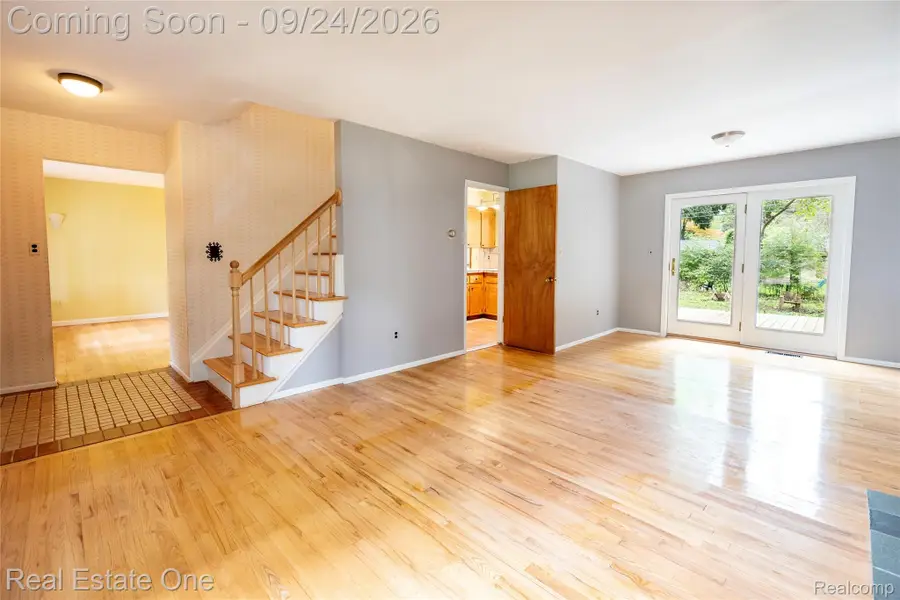 2934 Bolingbroke Drive, Troy, MI 48084 - #3
