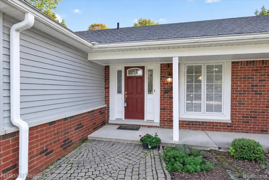44967 Governor Bradford Road, Plymouth, MI 48170 - #3