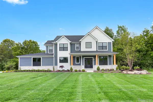 4261 Link Drive, Brighton, MI 48114