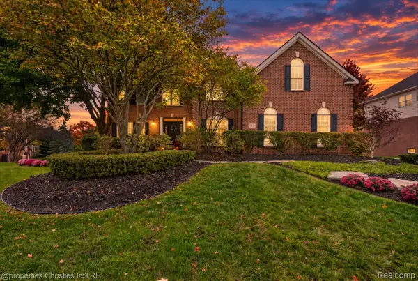 15838 Spyglass Drive, Northville, MI 48168
