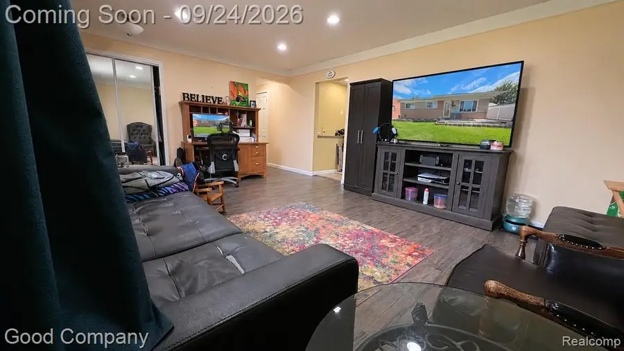 26726 Kelsey Drive, Warren, MI 48091 - #3