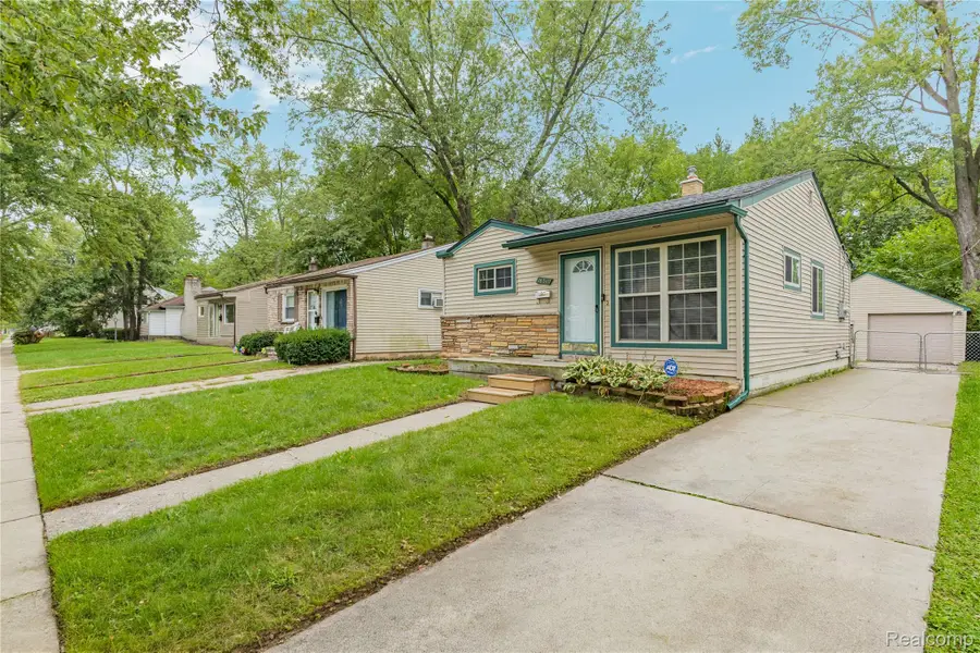 18507 Brady, Redford, MI 48240 - #3
