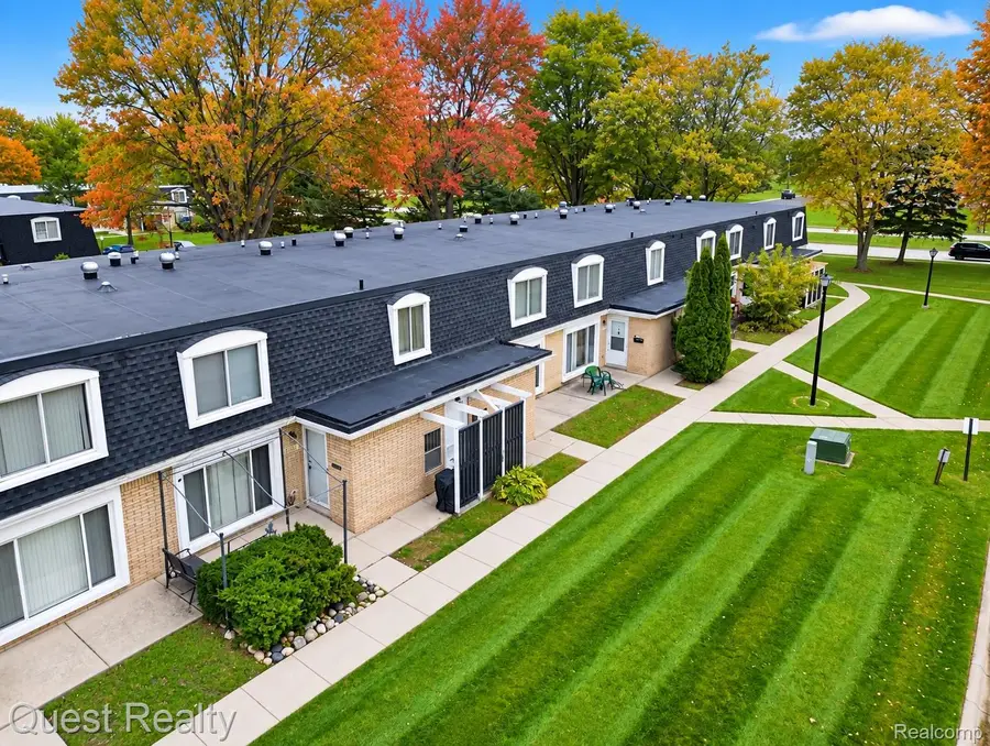 29852 City Center Drive #1, Warren, MI 48093 - #3