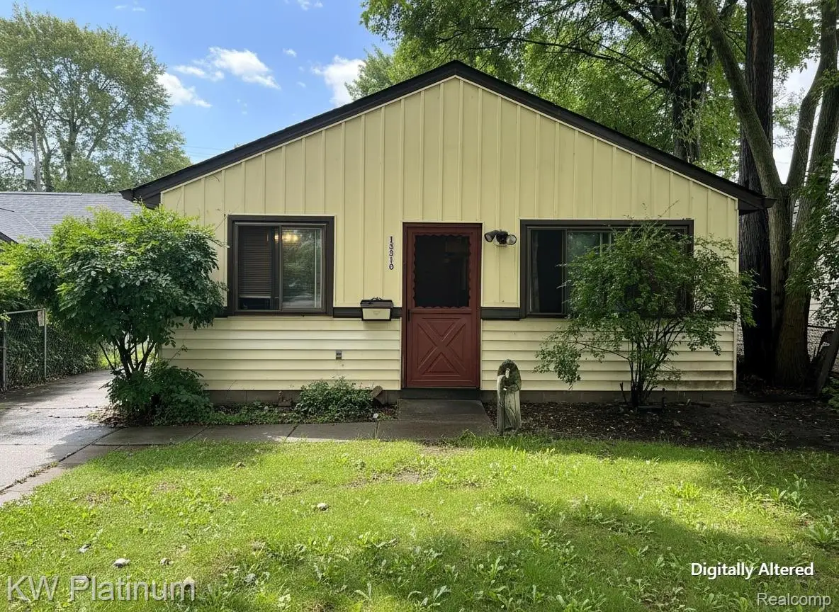 13310 Saint Andrews Avenue, Warren, MI 48089 - #1