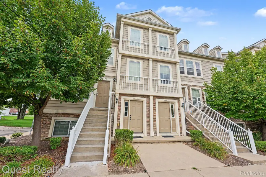 1081 Foxboro, Troy, MI 48083 - #2