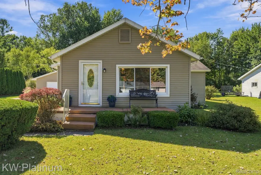 4069 Elaine Avenue, Port Huron, MI 48060 - #2