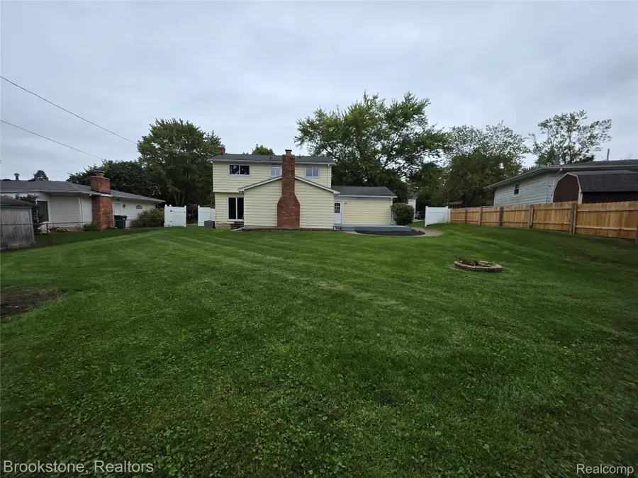 422 Old Mill Drive, Flushing, MI 48433 - #3