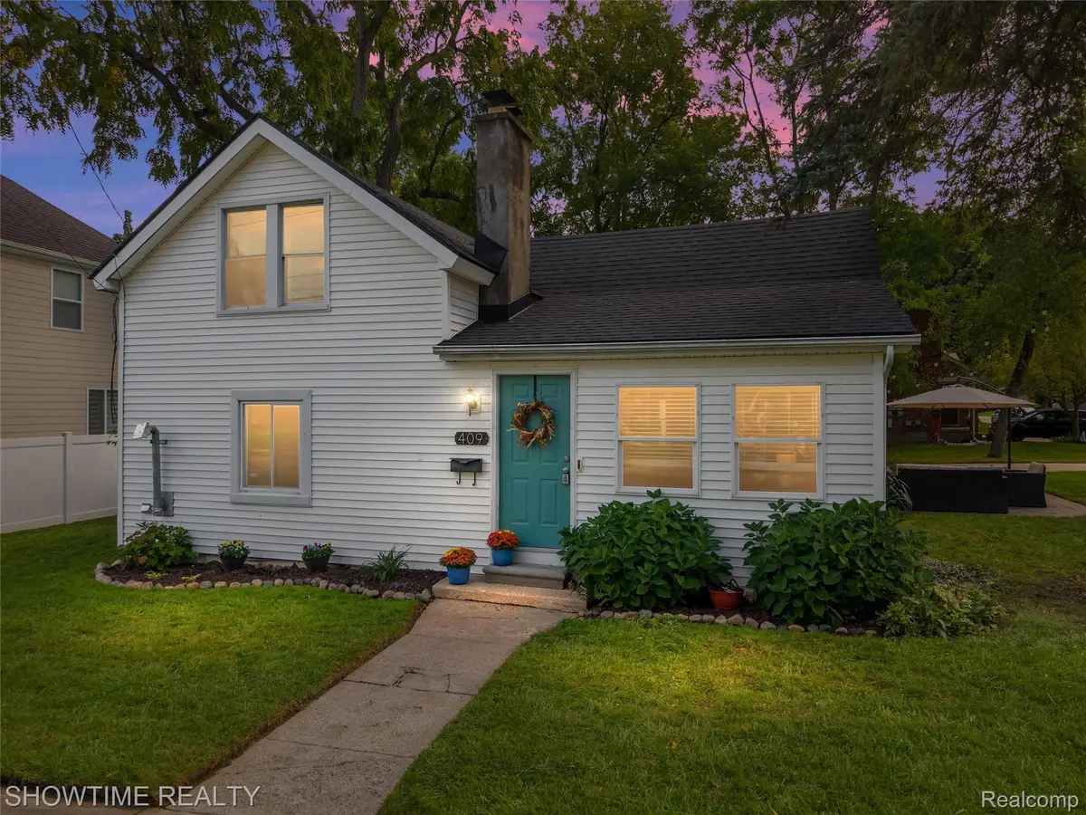 409 1st Street, Rochester, MI 48307 - #1