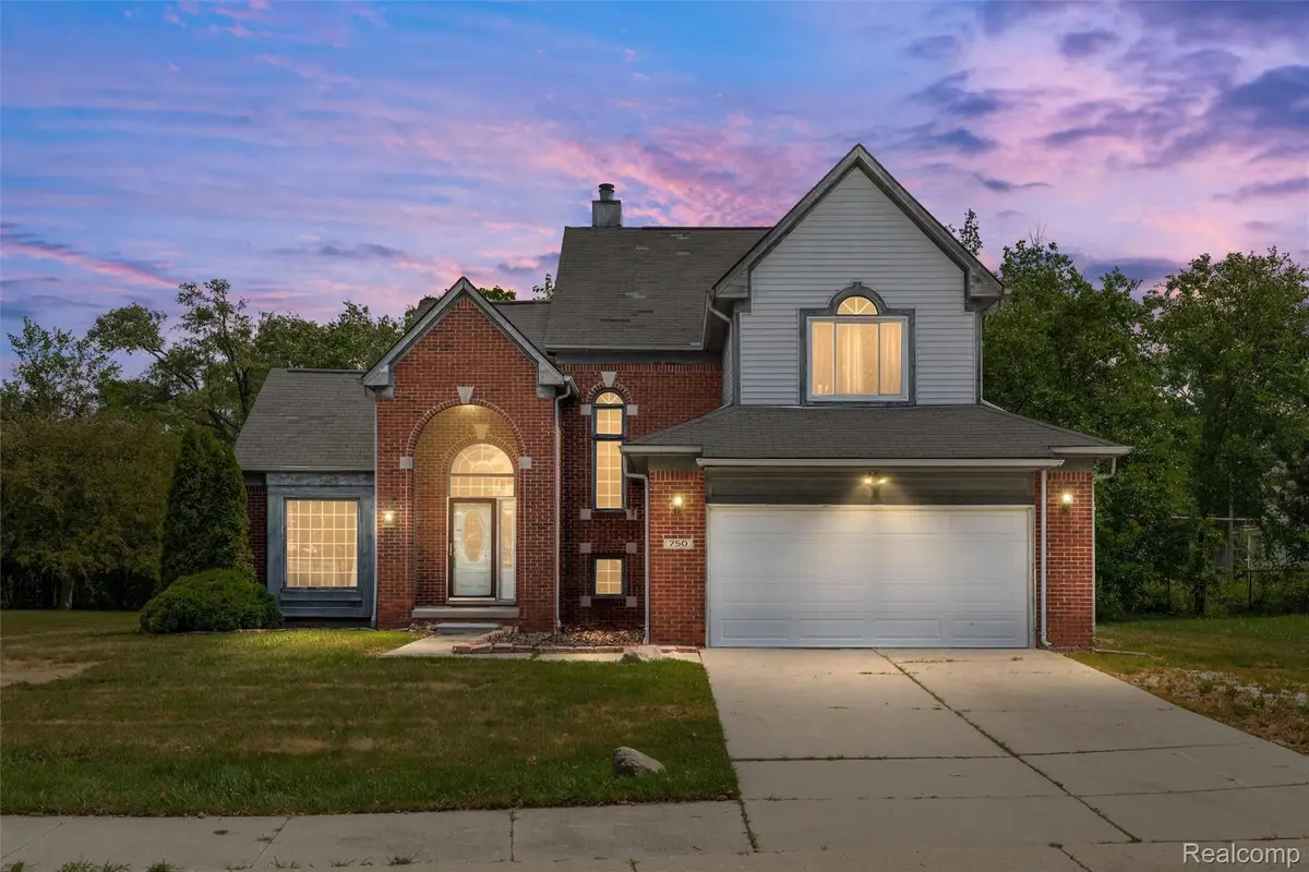 750 Clairpointe Woods Drive, Detroit, MI 48215 - #1
