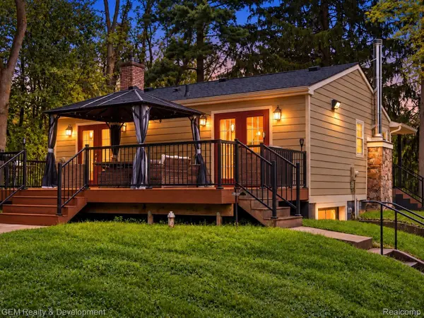 1301 Porter Road, WhiteLake, MI 48383