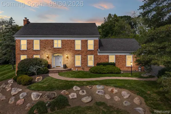3250 Chestnut Run Drive, BloomfieldHills, MI 48302