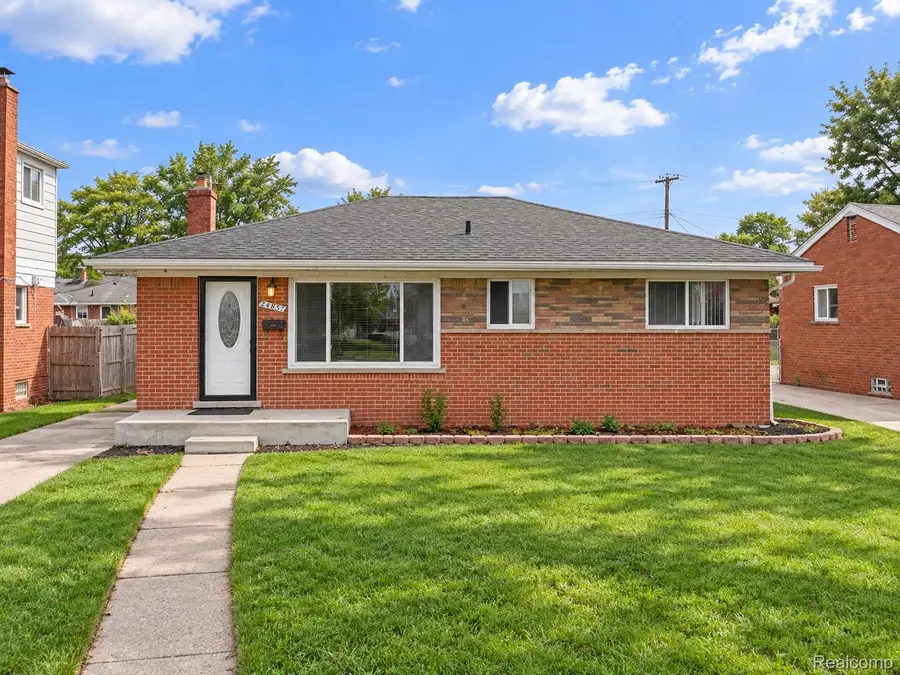 24837 Curie Street, Warren, MI 48091 - #2