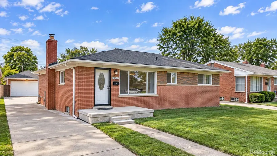 24837 Curie Street, Warren, MI 48091 - #3