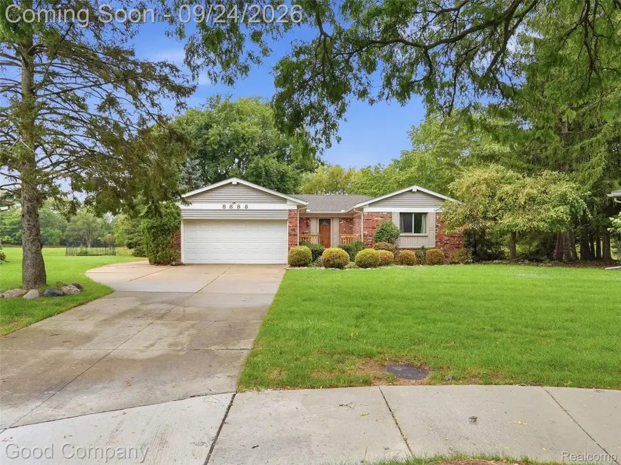 8888 Mystic Lane, Warren, MI 48093 - #2