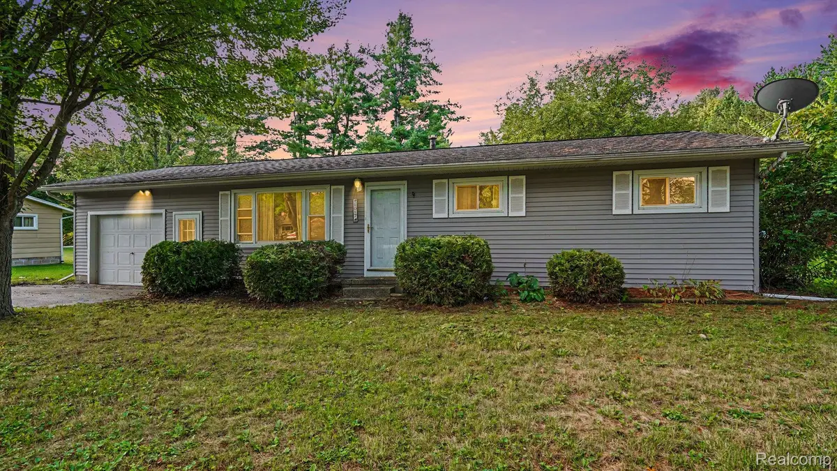 1017 W Marsh Road, Sanford, MI 48657 - #1