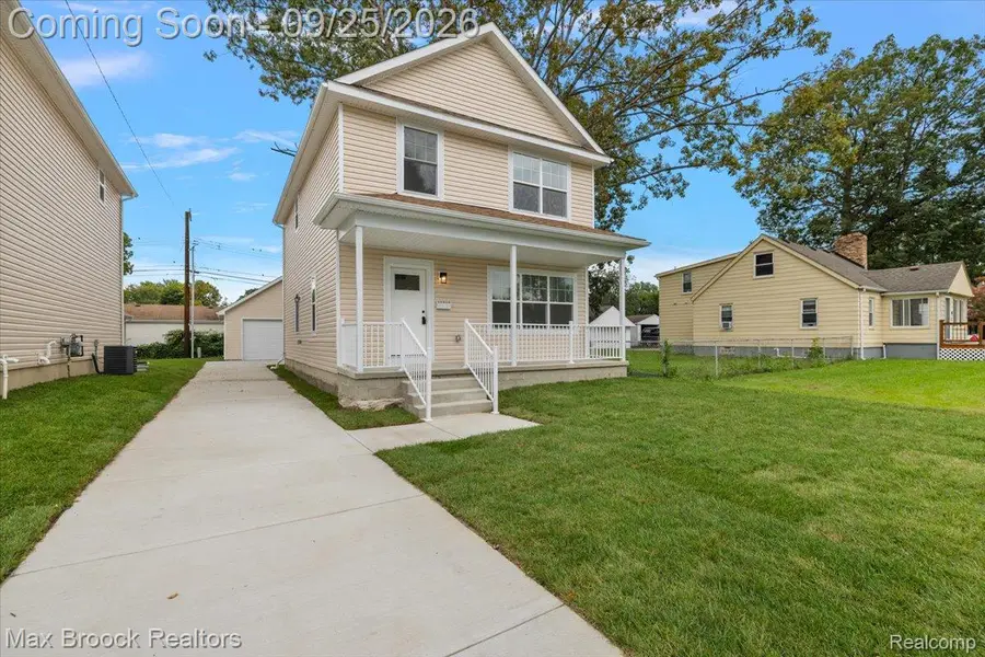 27824 Groveland Street, Madison Heights, MI 48071 - #2