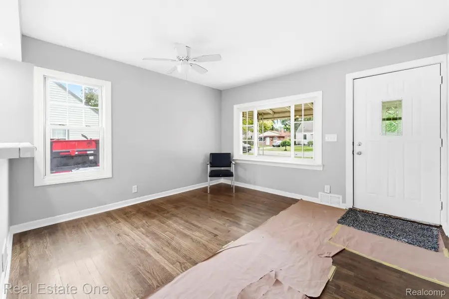 6628 Buck Street, Taylor, MI 48180 - #2