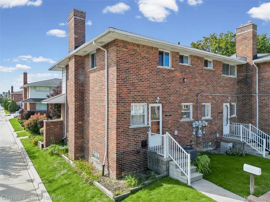 11274 Middlebelt Road, Livonia, MI 48150 - #3