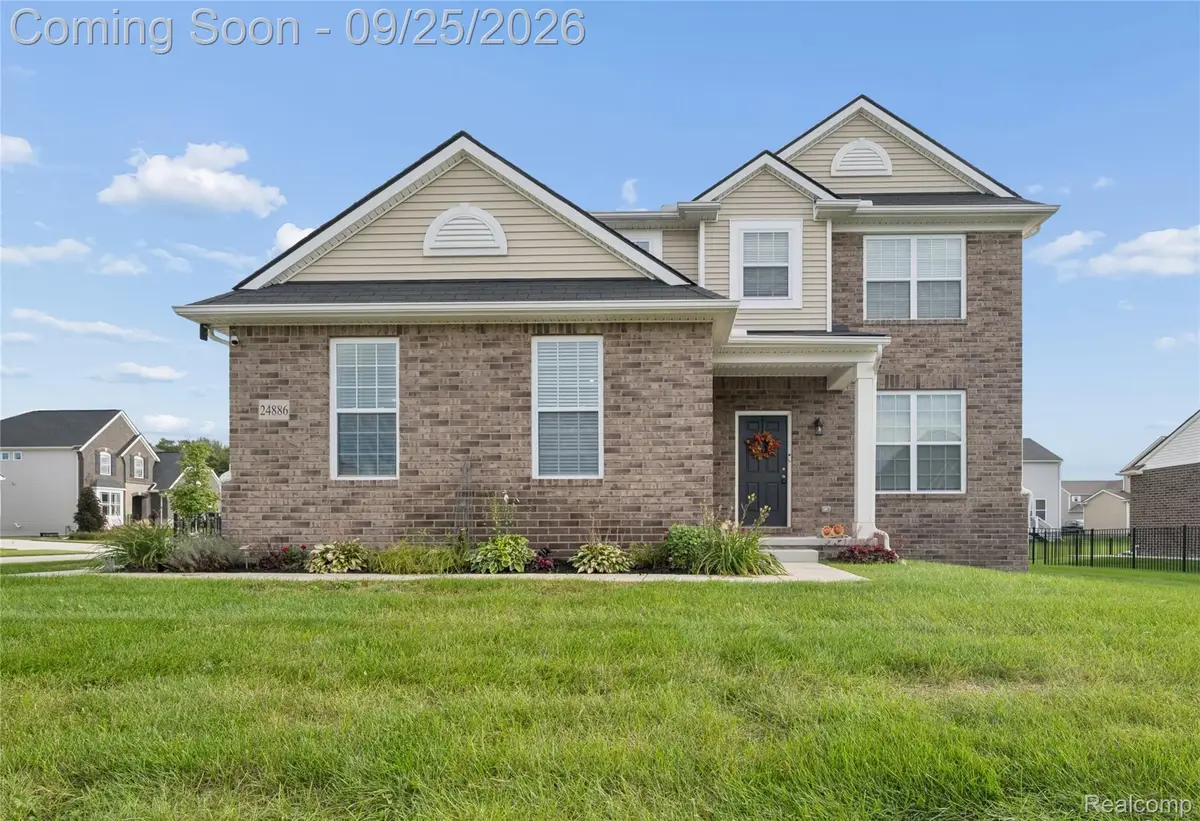24886 Canoe Drive, Macomb, MI 48042 - #1