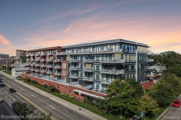 101 Curry Avenue #536, RoyalOak, MI 48067