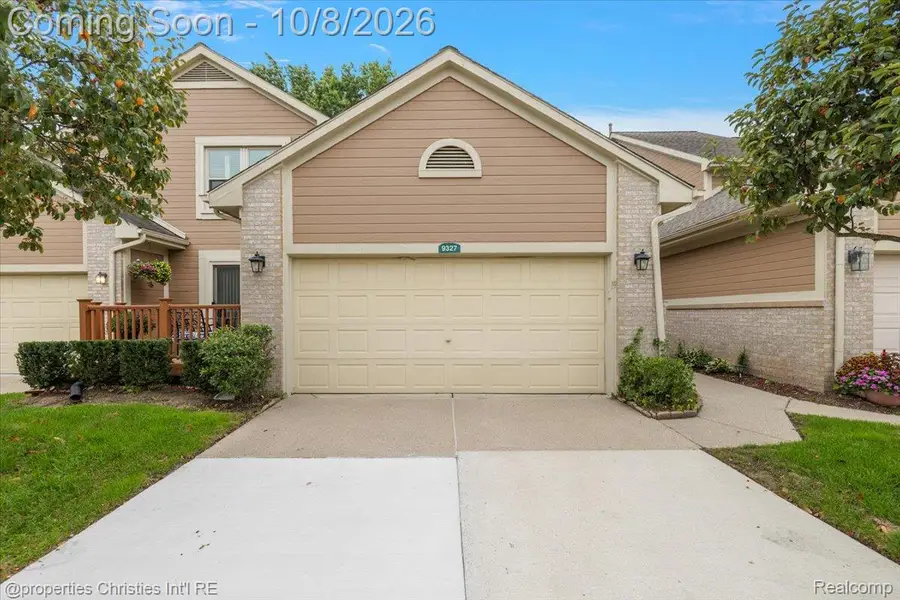 9327 Eastwind Drive, Livonia, MI 48150 - #2