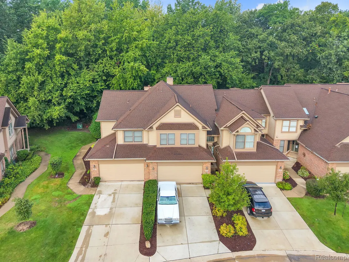 5353 Royal Vale Lane, Dearborn, MI 48126 - #1