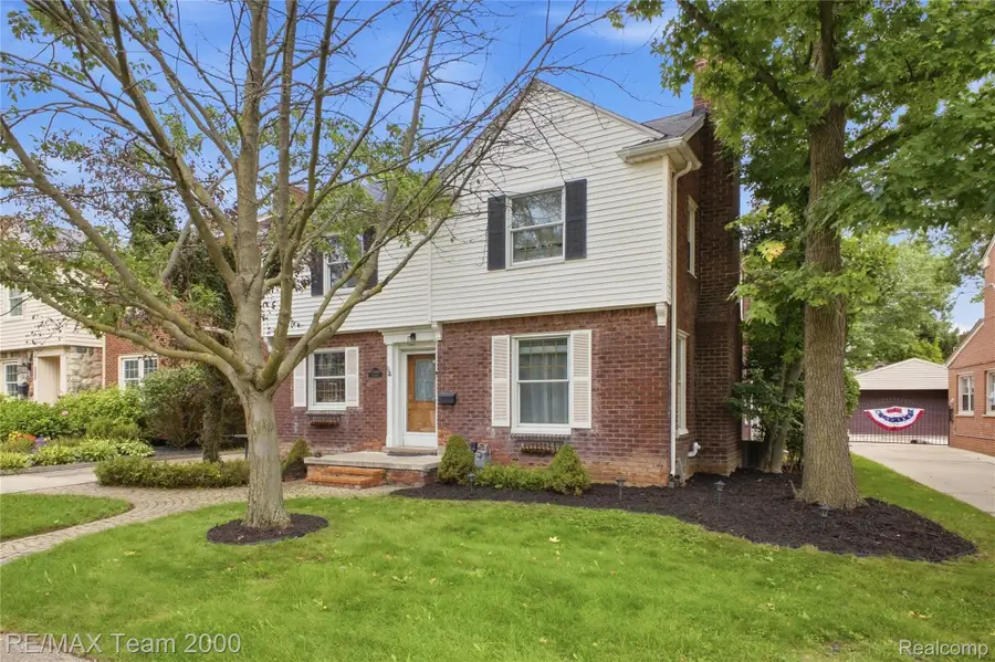 24616 Fairmount Drive, Dearborn, MI 48124 - #2