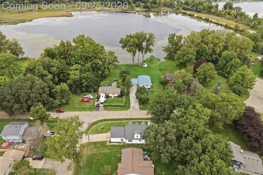3315 Charlotte Drive, Brighton, MI 48114 - #2