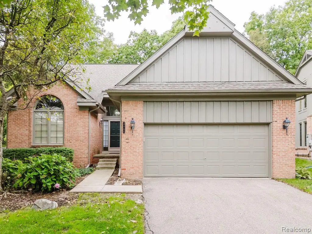 37704 Avon Lane, Farmington Hills, MI 48331 - #1