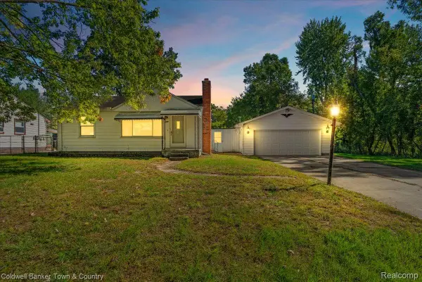 485 Rivard Boulevard, Waterford, MI 48327