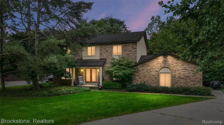 3622 Elder Road S, West Bloomfield, MI 48324 - #2